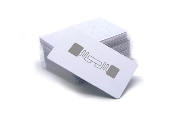 Sự khác biệt giữa thẻ RFID HF và thẻ UHF là gì?